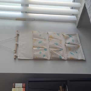 Canvas Hanging Organizer